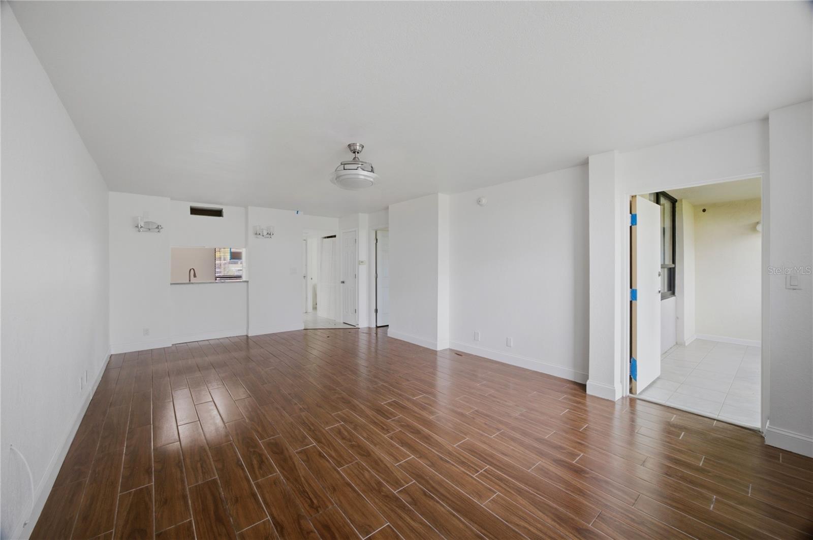 2617 COVE CAY DR #103 — photo 3