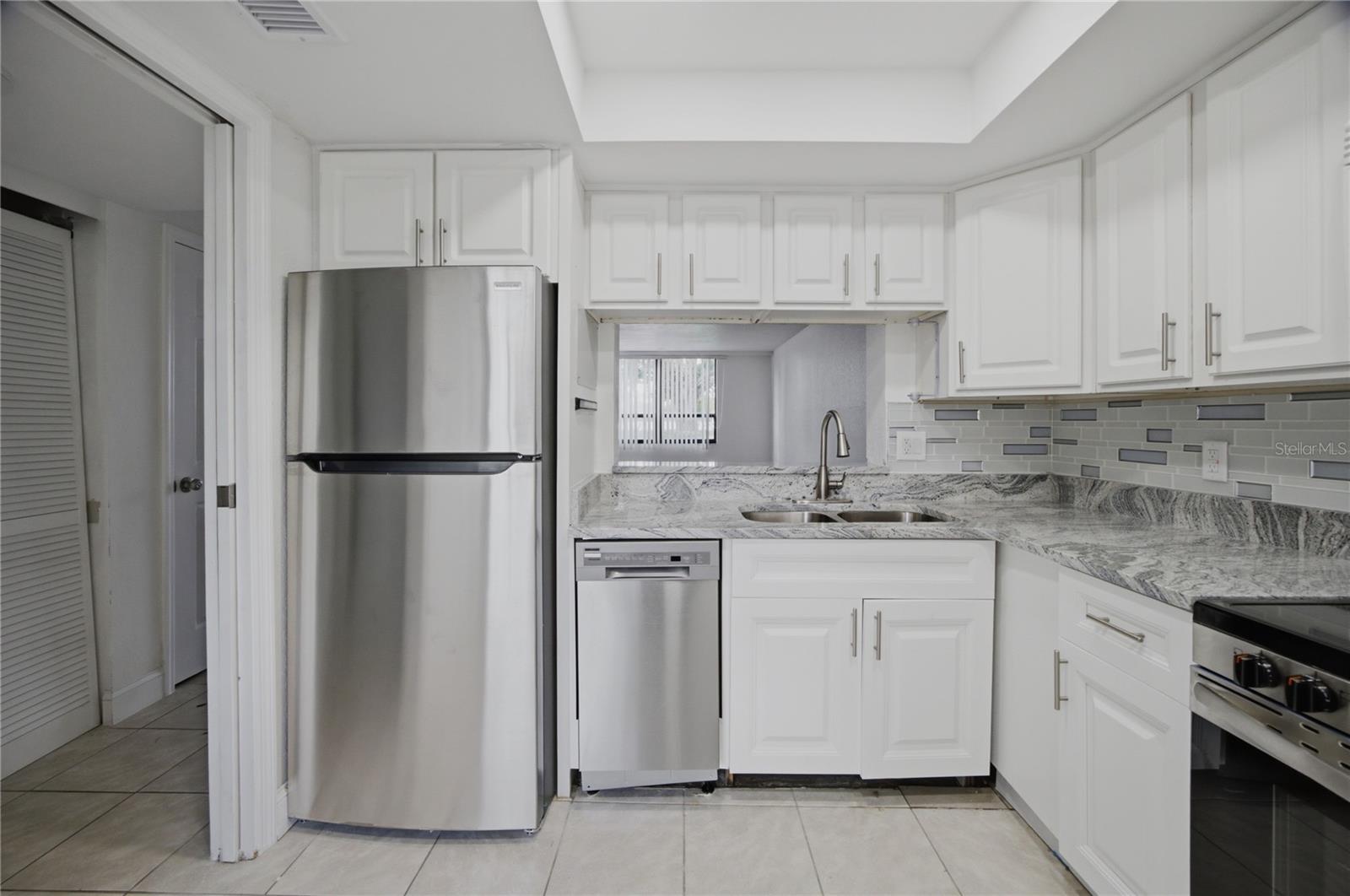 2617 COVE CAY DR #103 — photo 8
