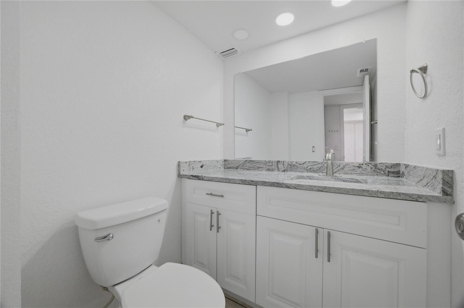 2617 COVE CAY DR #103 — photo 5