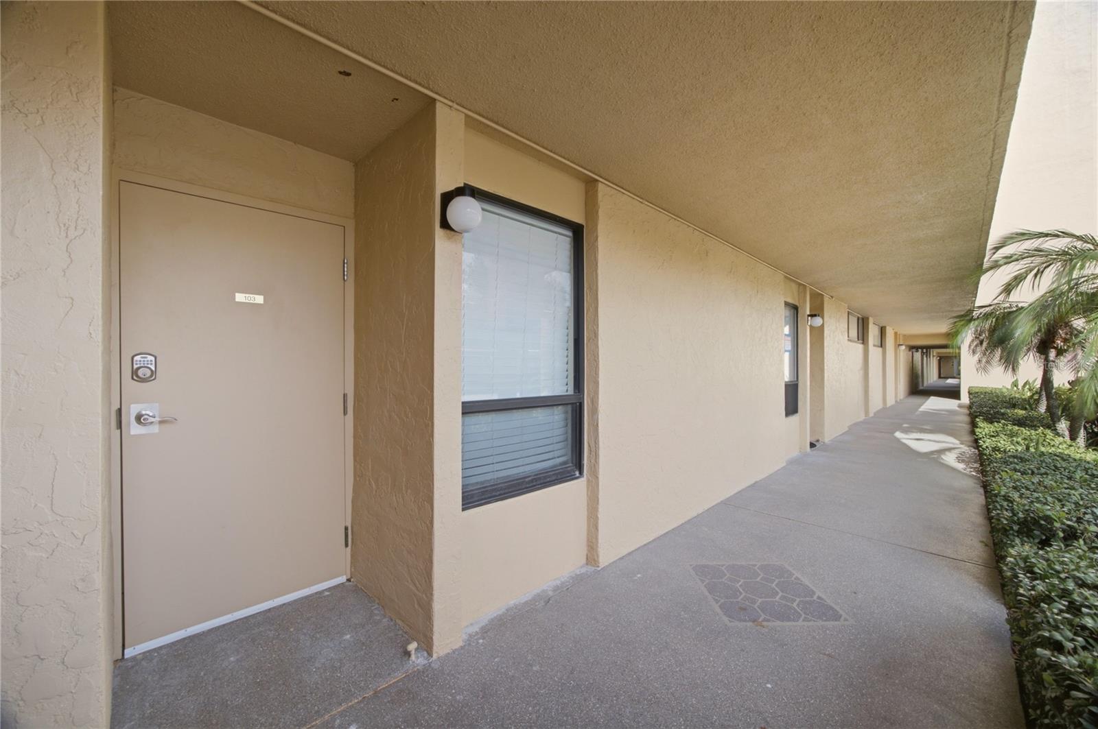 2617 COVE CAY DR #103 — photo 2