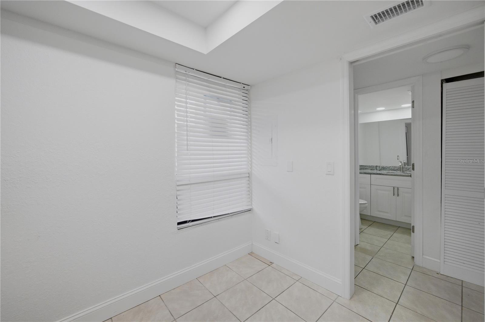 2617 COVE CAY DR #103 — photo 4