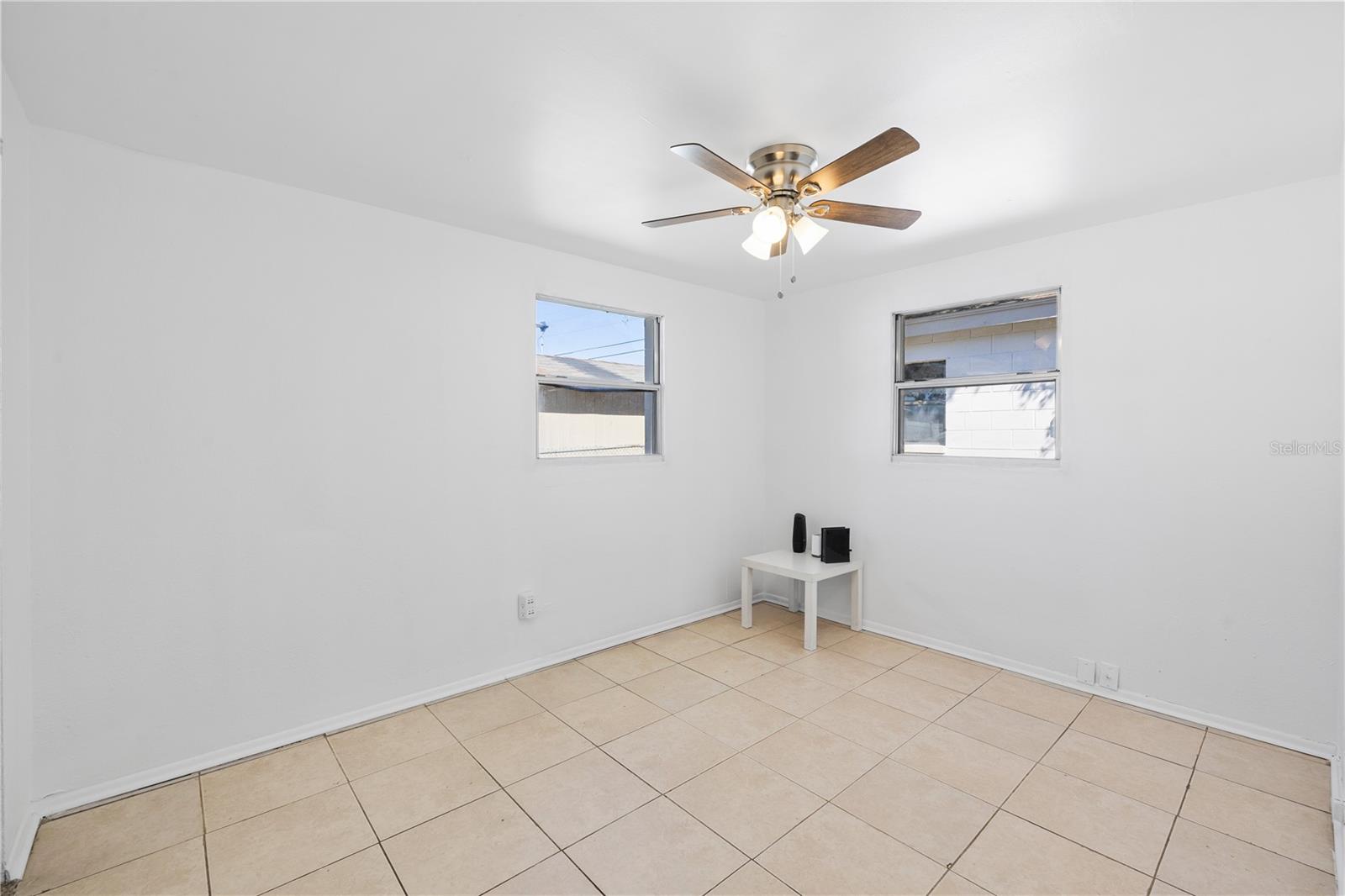 4535 W HANNA AVE — photo 27