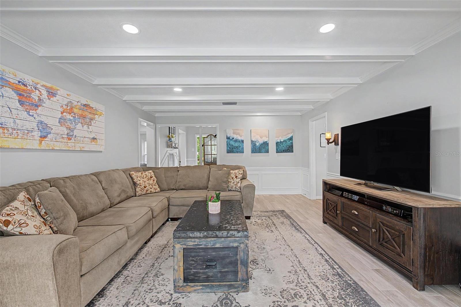3909 NORTHAMPTON WAY — photo 10