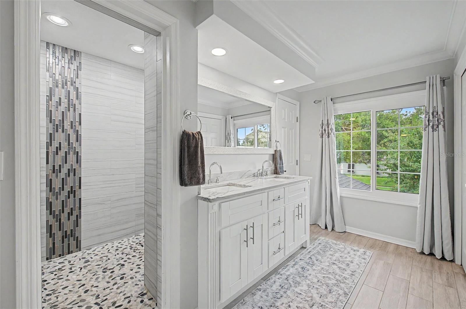 3909 NORTHAMPTON WAY — photo 27