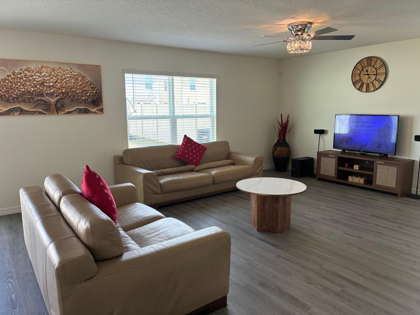 2598 HARDIN WAY — photo 7