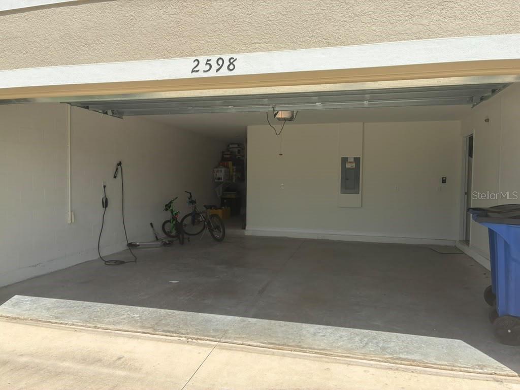 2598 HARDIN WAY — photo 2
