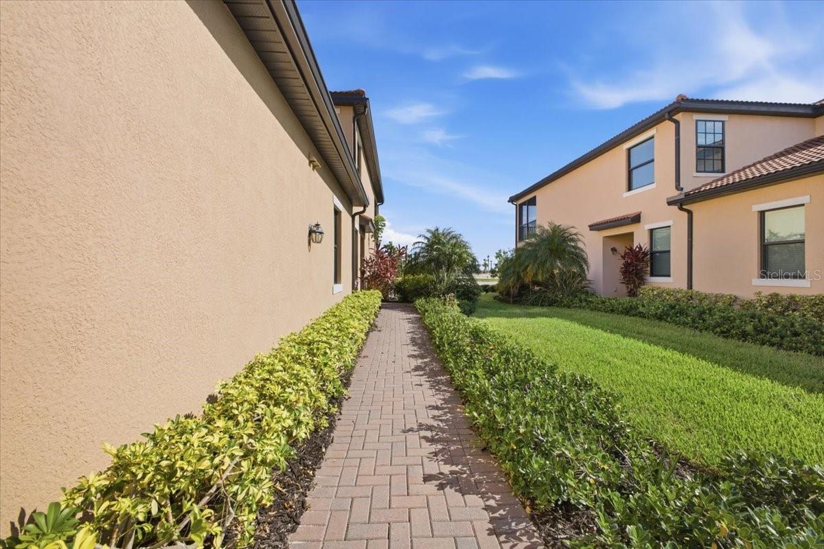 10792 TARFLOWER DR #102 — photo 2