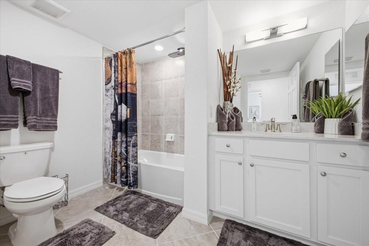 10792 TARFLOWER DR #102 — photo 23