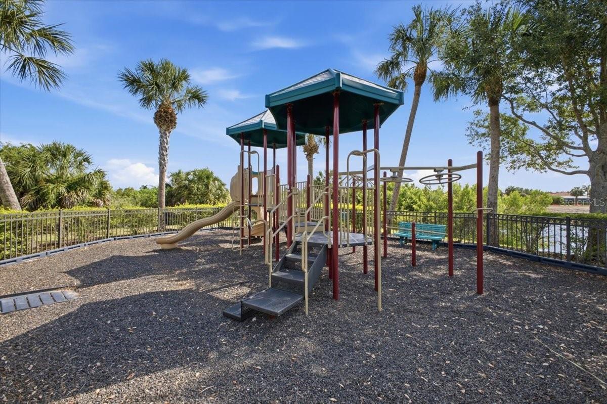 10792 TARFLOWER DR #102 — photo 47