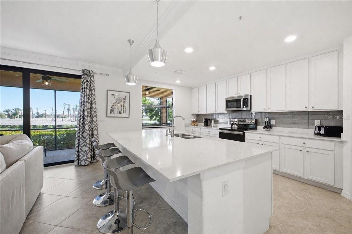 10792 TARFLOWER DR #102 — photo 3
