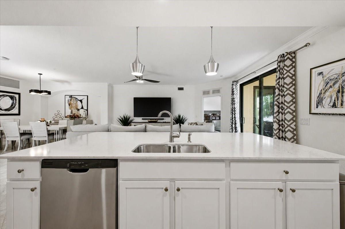 10792 TARFLOWER DR #102 — photo 5