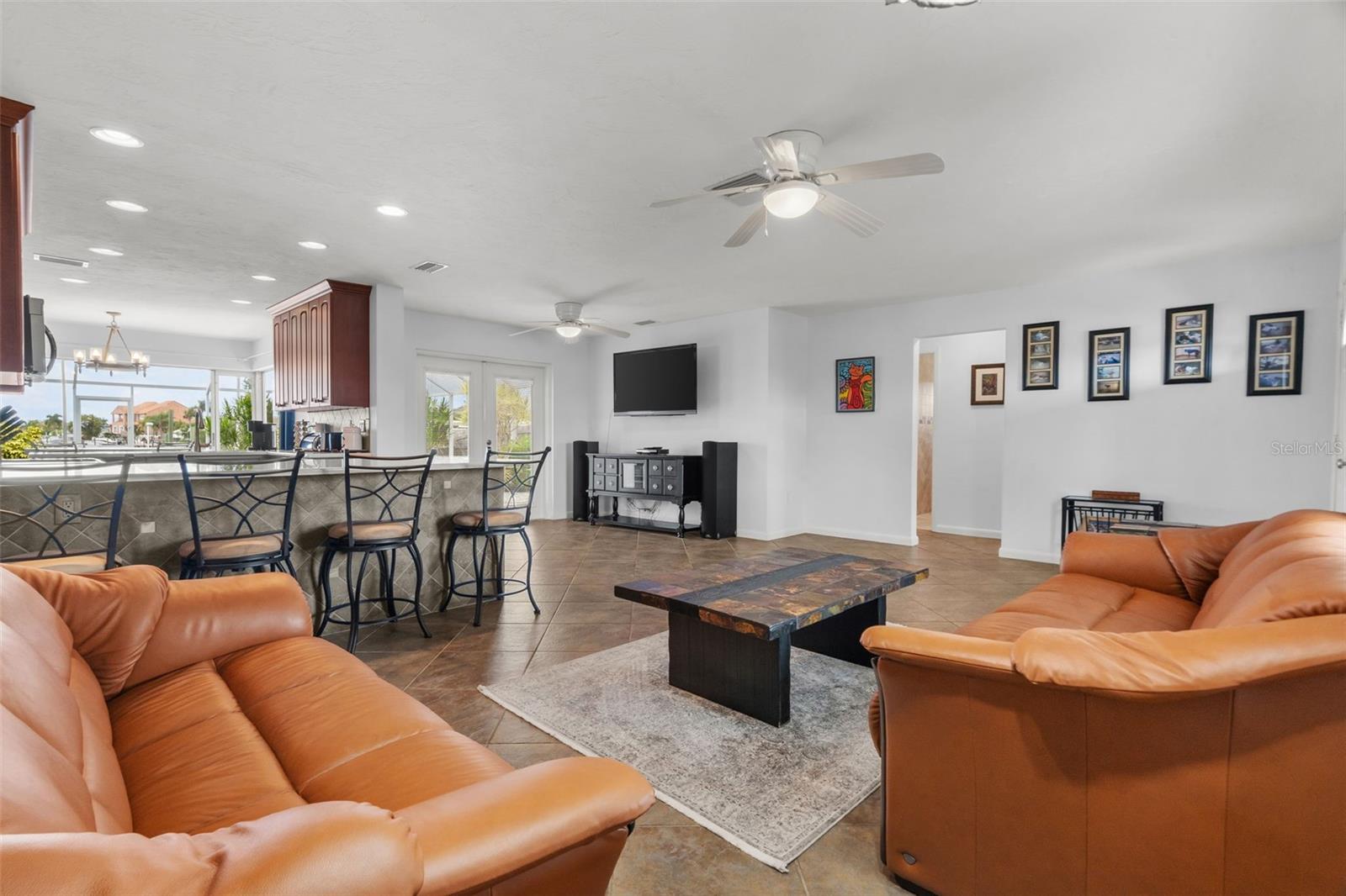 812 ARLINGTON RD — photo 8