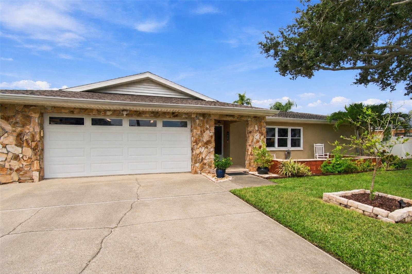 1967 ARVIS CIR E — photo 34