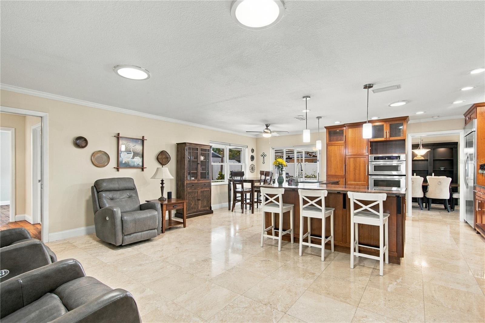 1967 ARVIS CIR E — photo 8