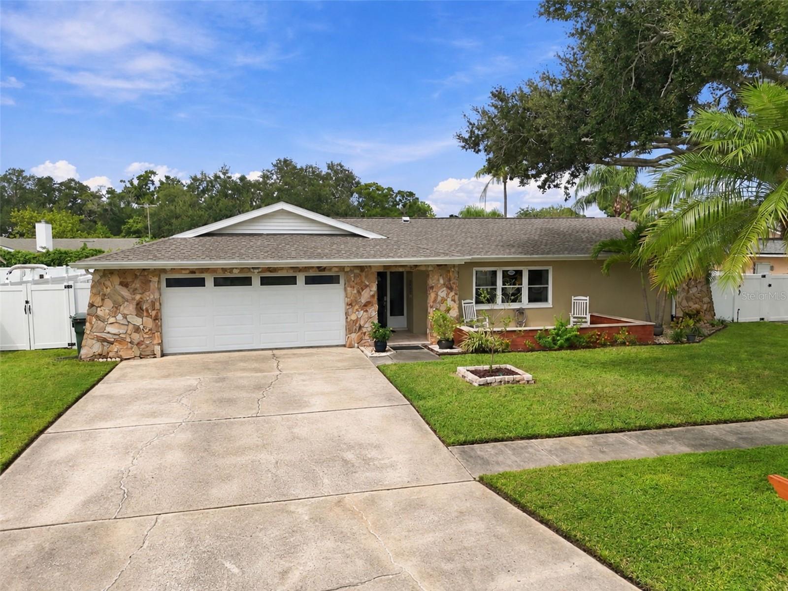1967 ARVIS CIR E — photo 35
