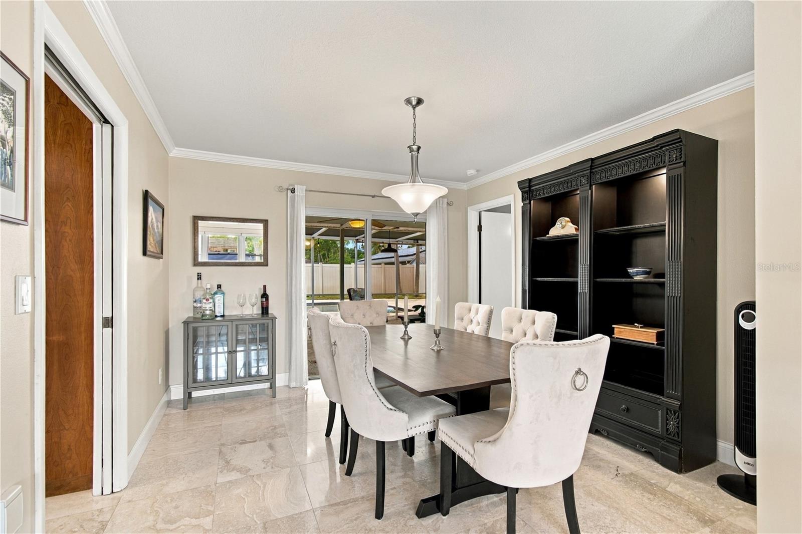 1967 ARVIS CIR E — photo 4