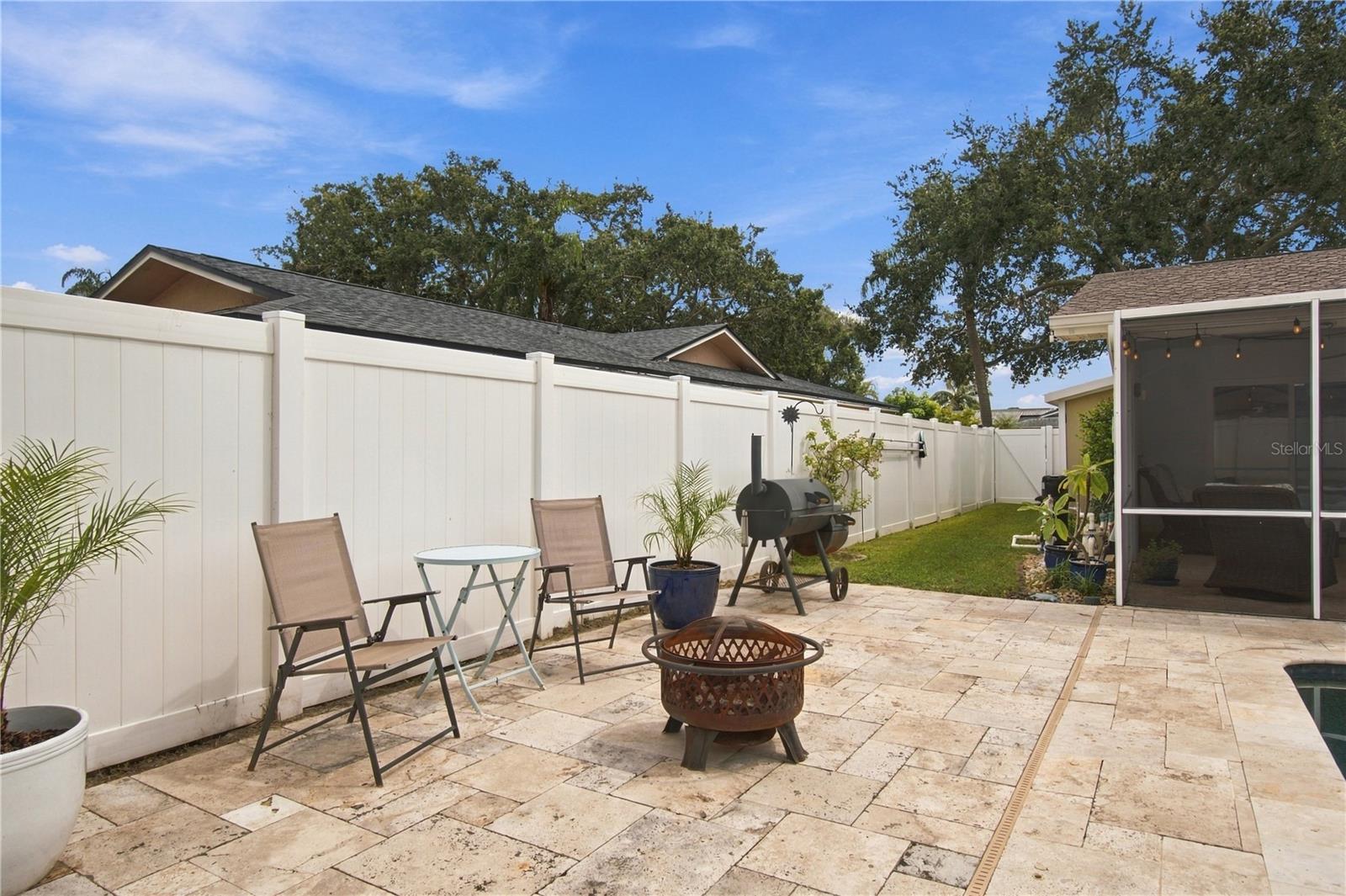 1967 ARVIS CIR E — photo 28