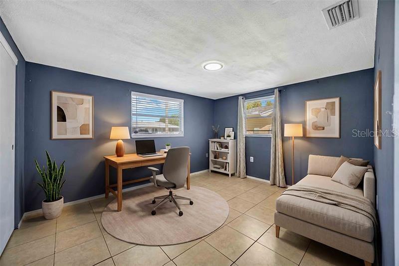 9040 LUNAR LN — photo 4