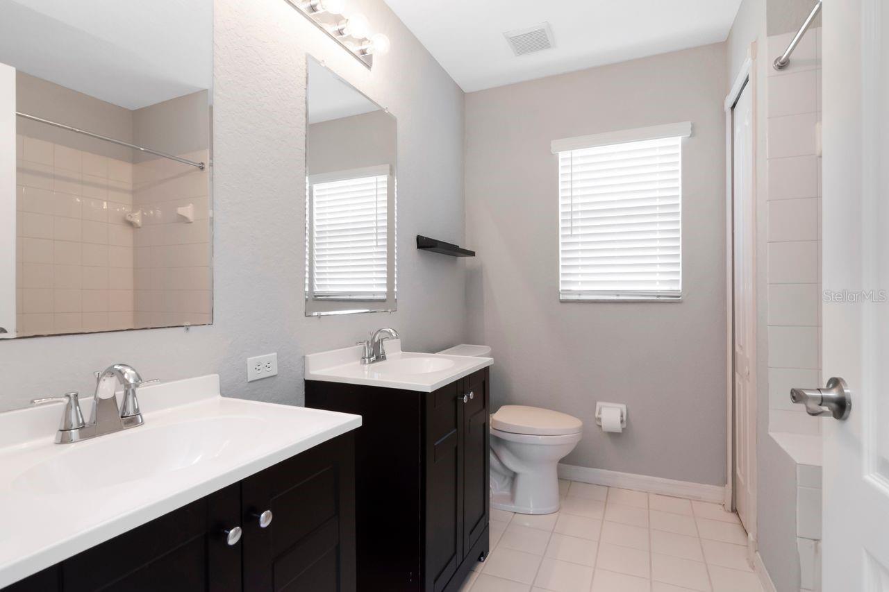 1630 LITTLEBROOK LN — photo 32