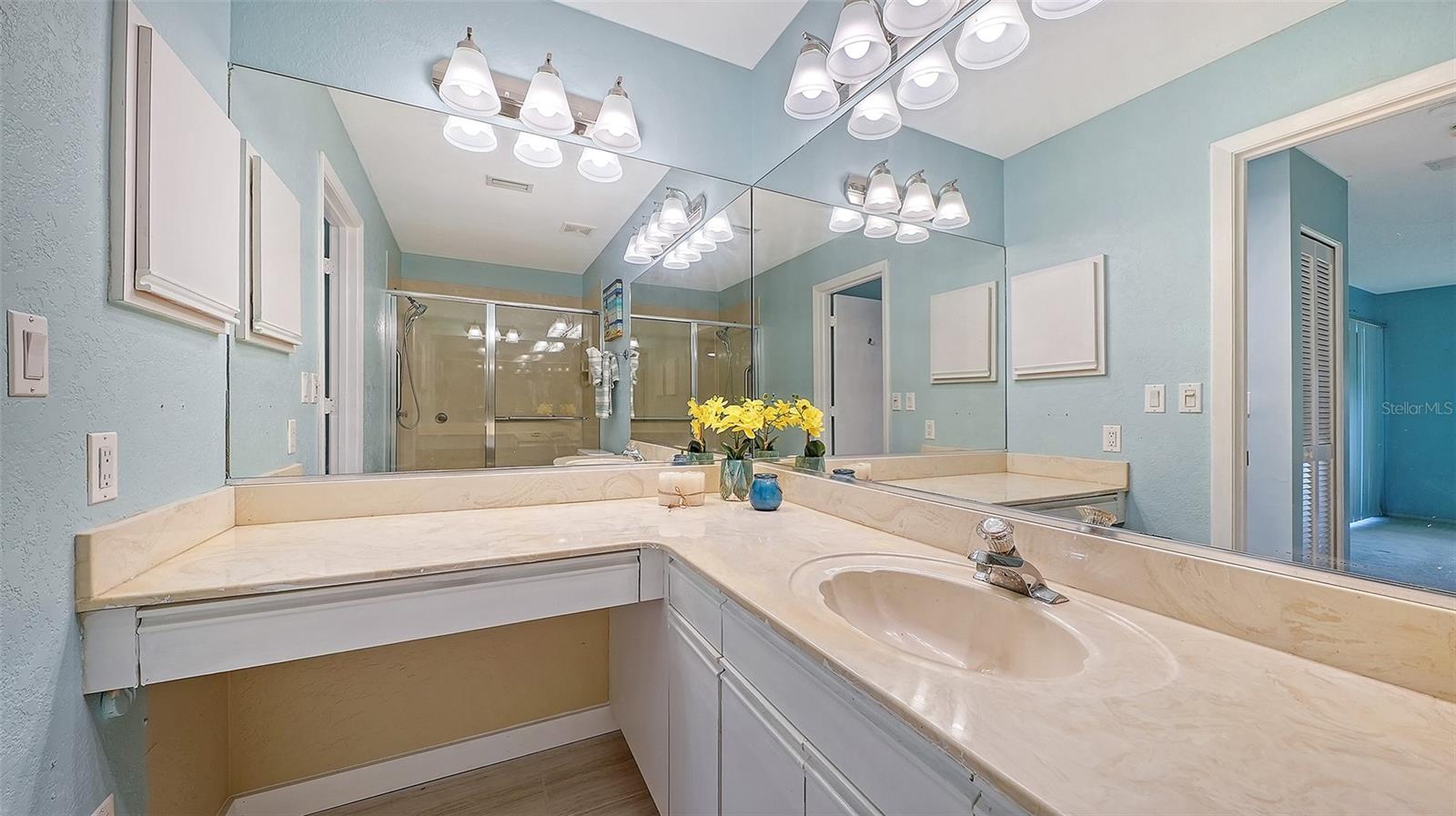 7652 EAGLE CREEK DR #7598 — photo 30