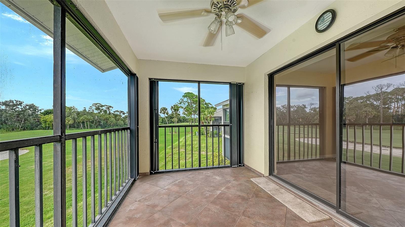 7652 EAGLE CREEK DR #7598 — photo 36