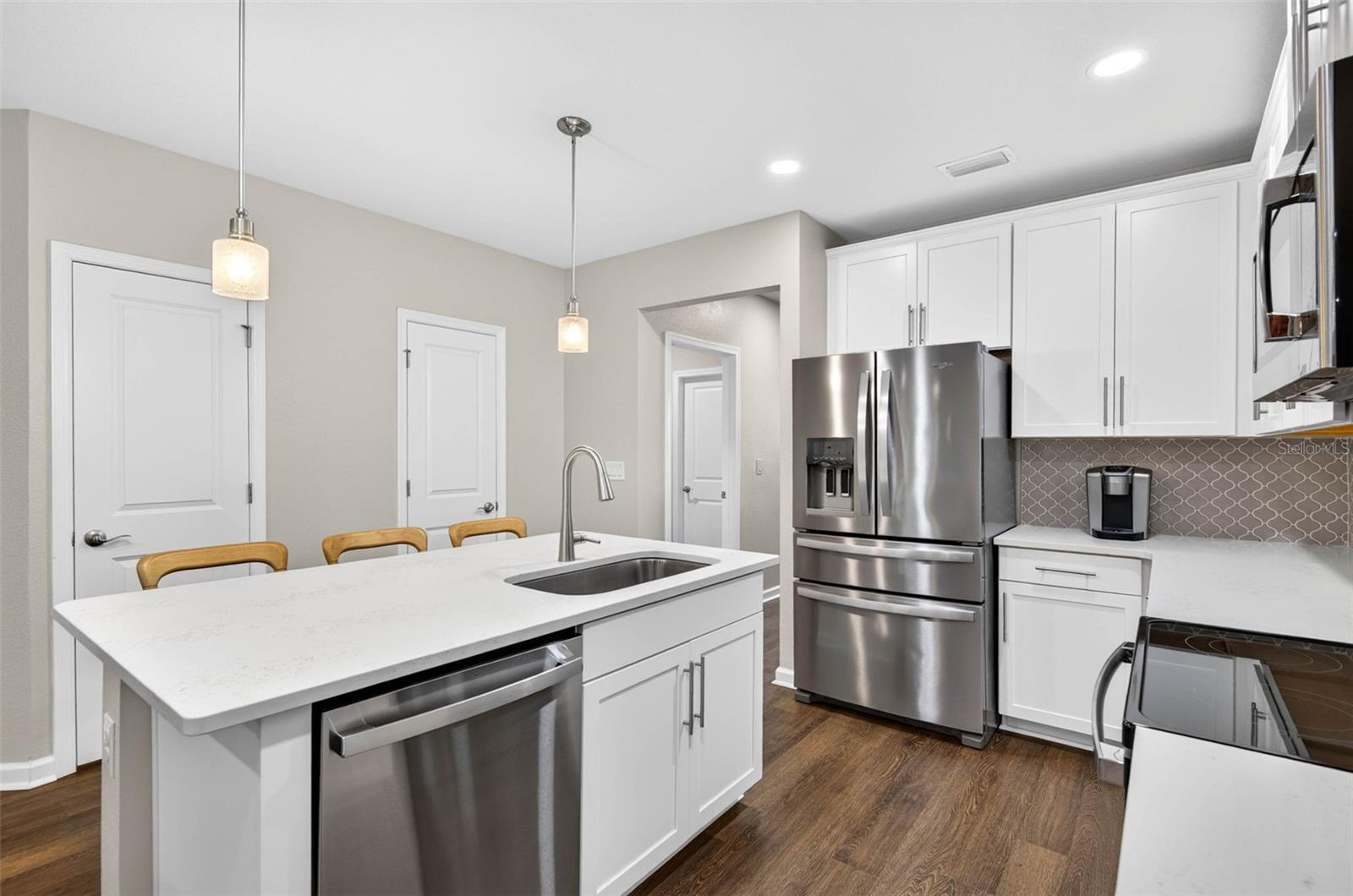 18333 TURNING LEAF CIR — photo 8