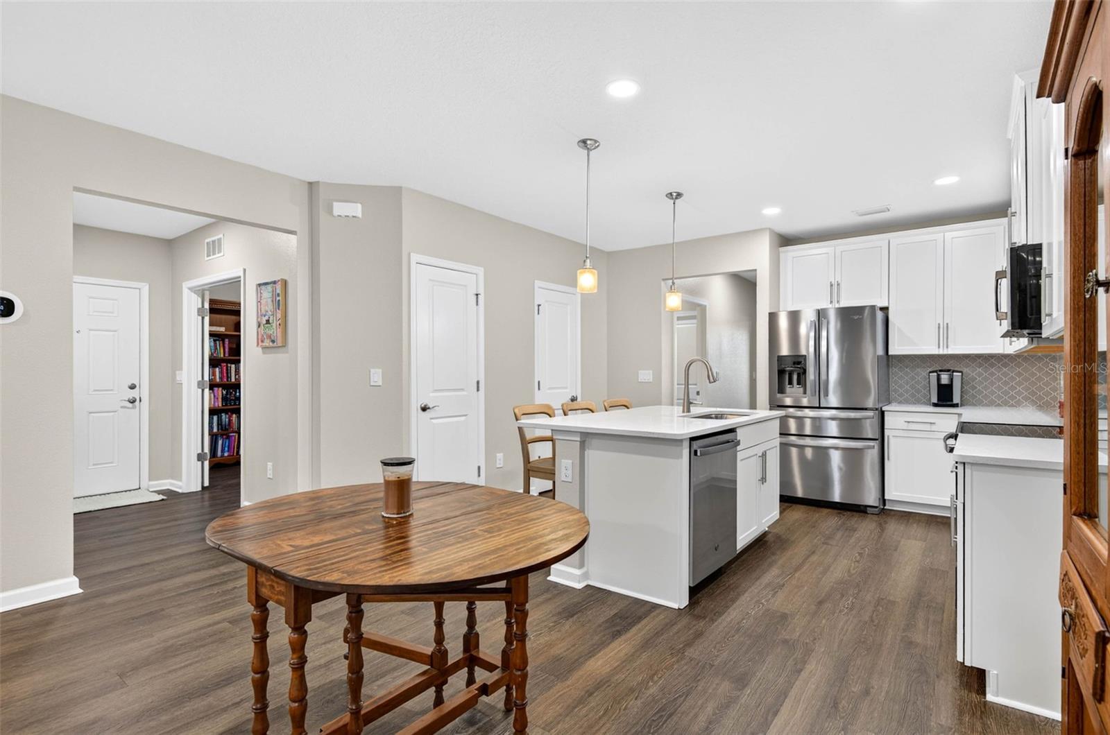 18333 TURNING LEAF CIR — photo 11