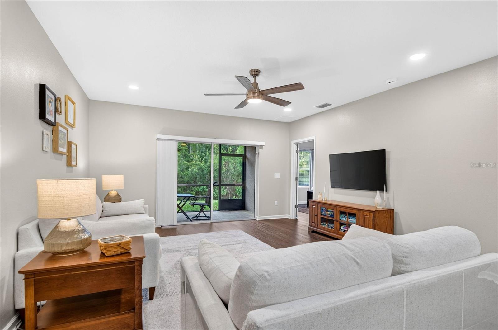 18333 TURNING LEAF CIR — photo 13