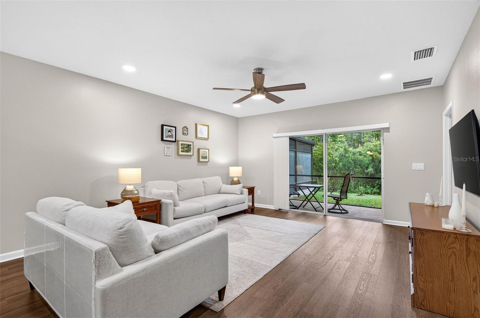 18333 TURNING LEAF CIR — photo 14