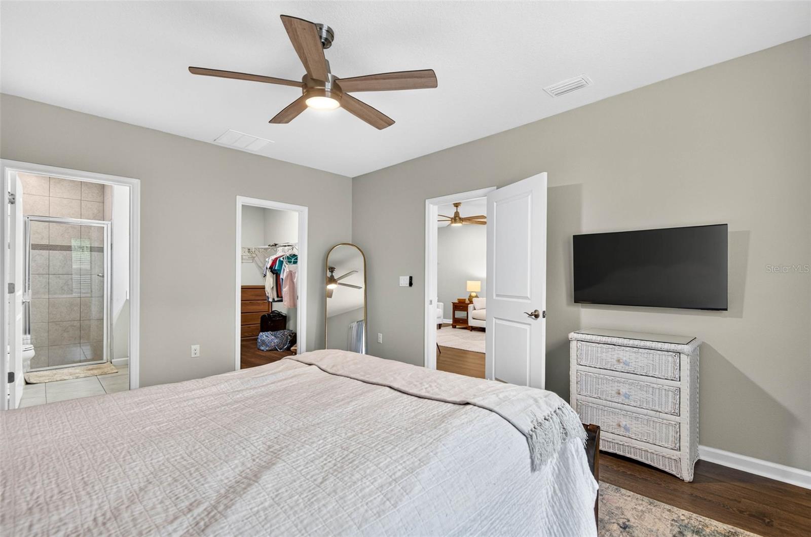 18333 TURNING LEAF CIR — photo 24