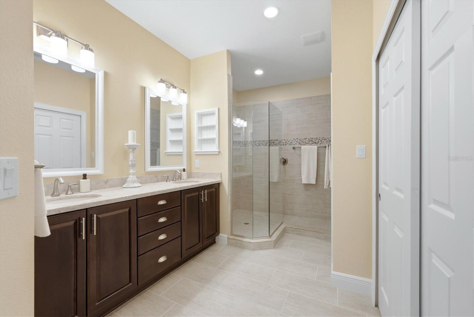 1009 RIVERSCAPE ST #1009 — photo 34