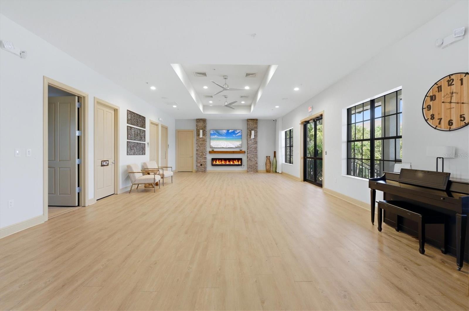 1009 RIVERSCAPE ST #1009 — photo 58