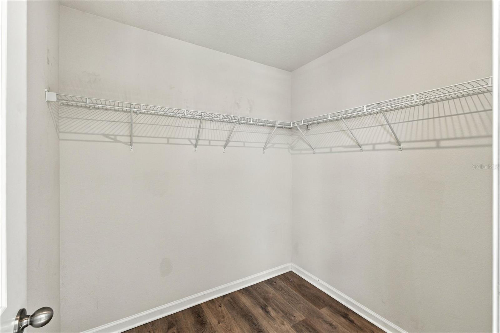 10646 HAWKS LANDING DR — photo 37