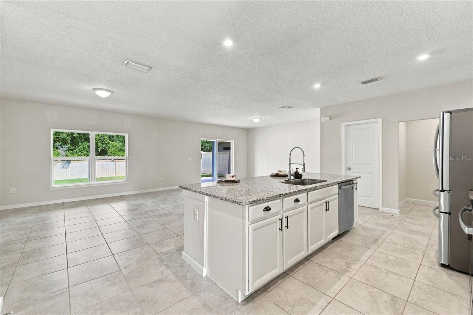10646 HAWKS LANDING DR — photo 14