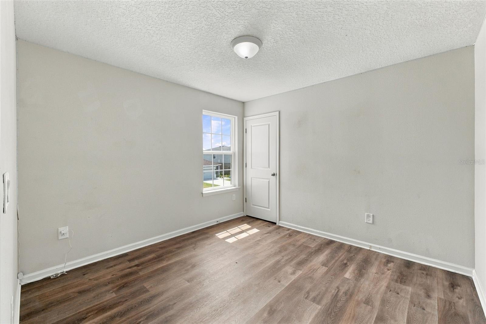 10646 HAWKS LANDING DR — photo 33