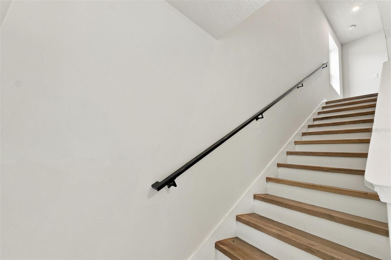 10646 HAWKS LANDING DR — photo 10