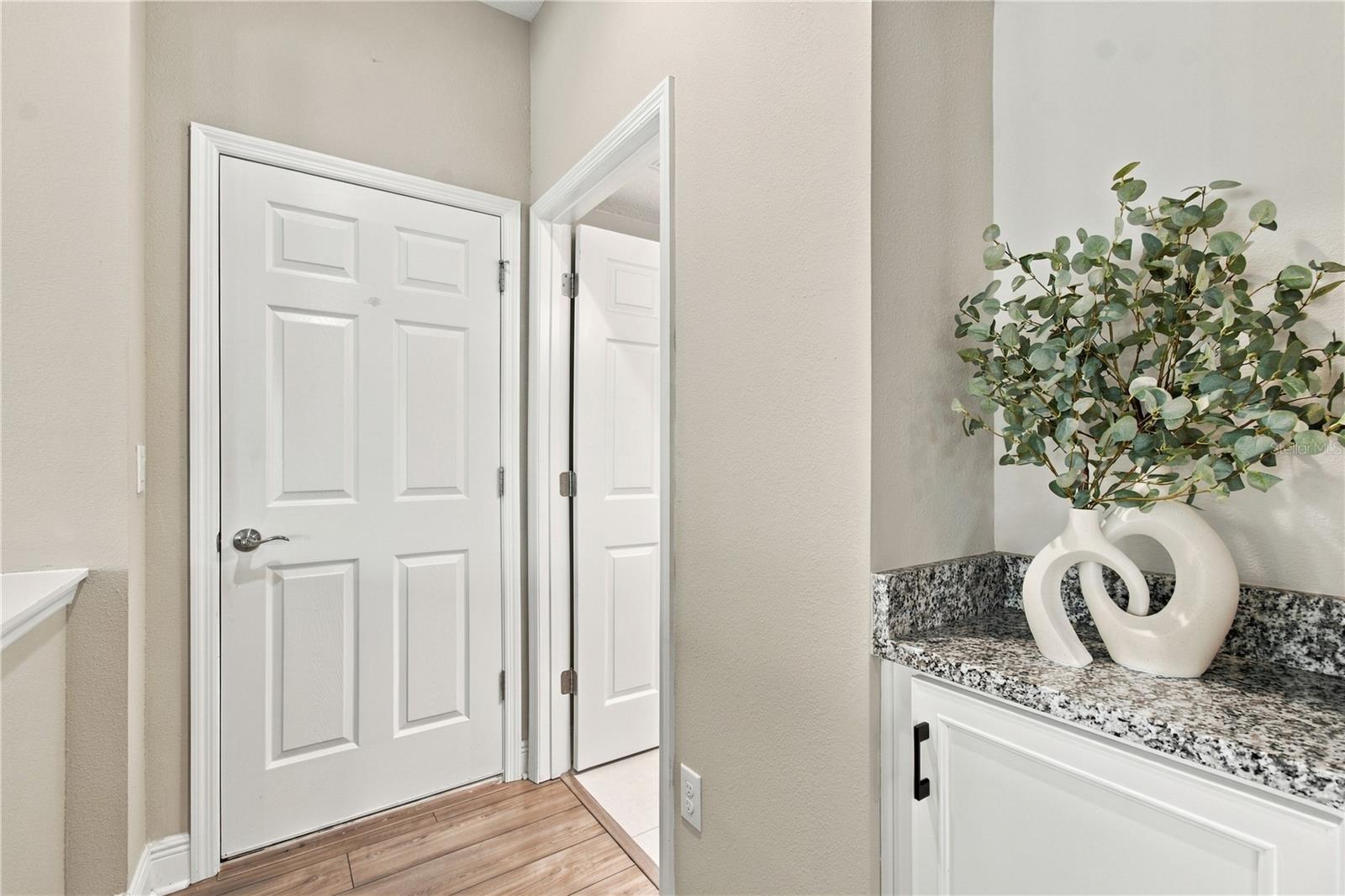 21903 WOODSHADOW WAY — photo 32