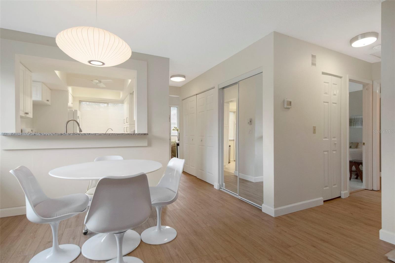 2452 LAURELWOOD DR #C — photo 18