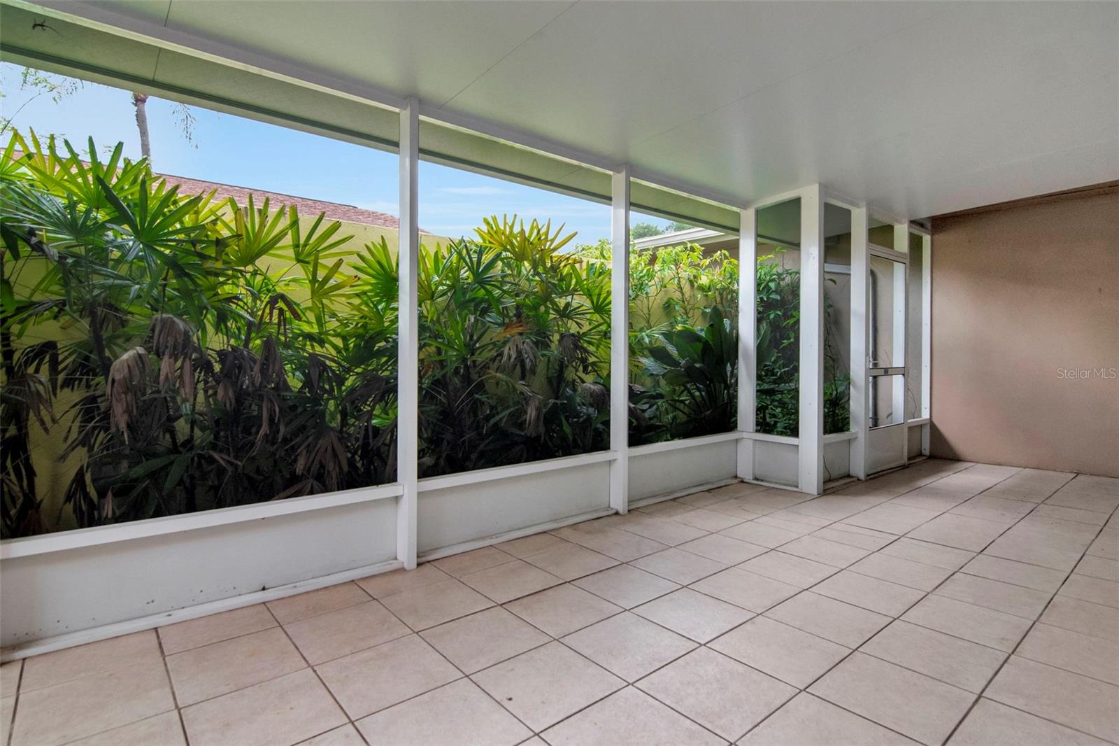 2452 LAURELWOOD DR #C — photo 33