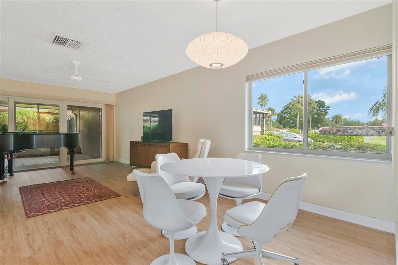 2452 LAURELWOOD DR #C — photo 12