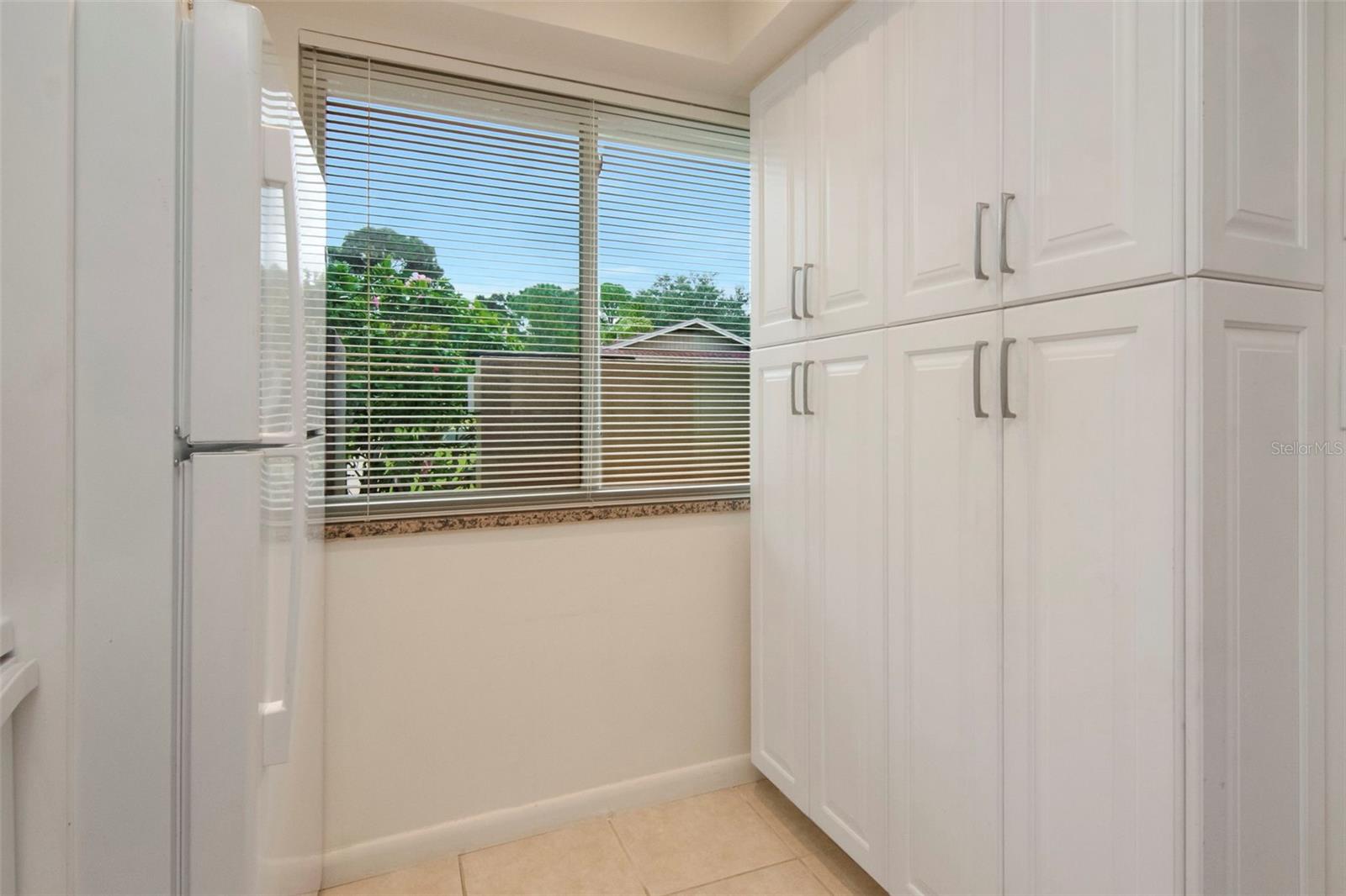 2452 LAURELWOOD DR #C — photo 11