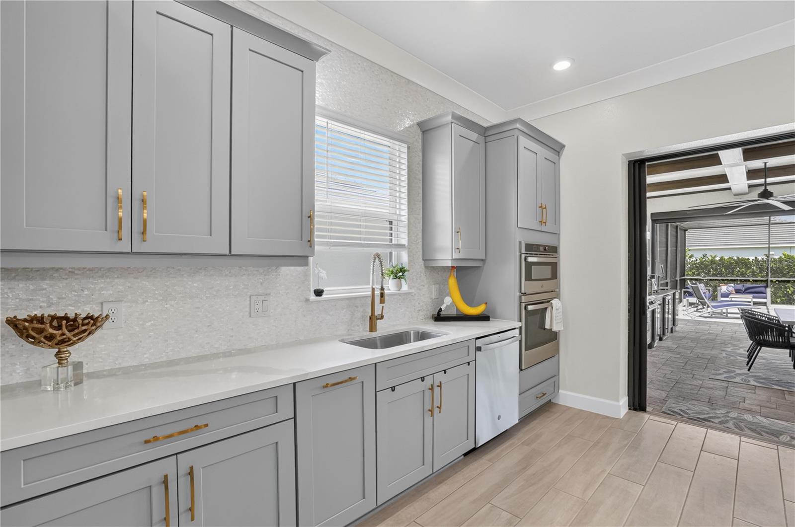 5508 CASERTA CT — photo 29
