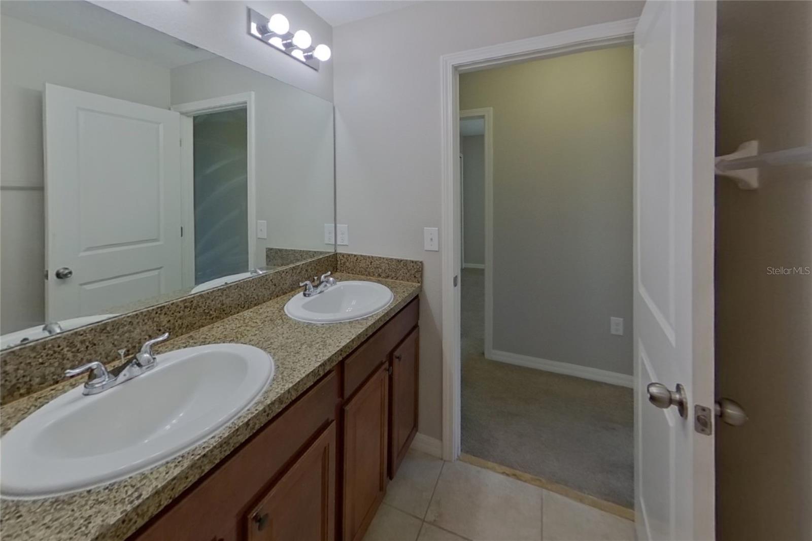 Home in WIMAUMA — photo 17