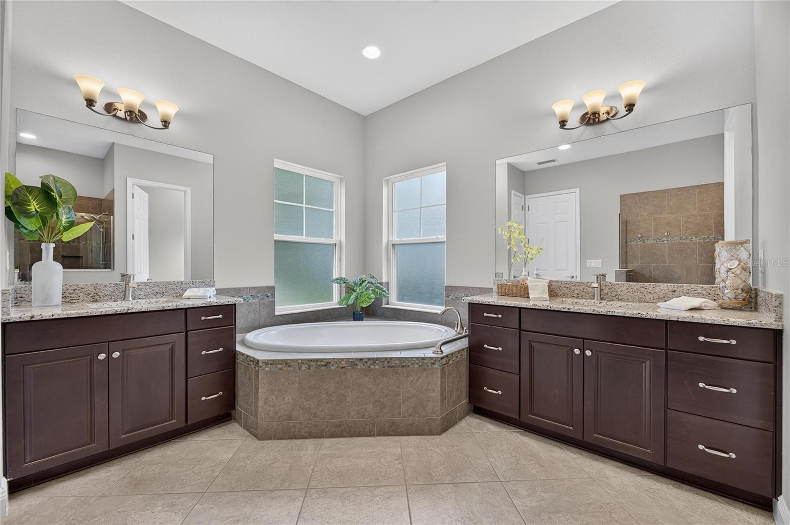 6419 SEASOUND DR — photo 47