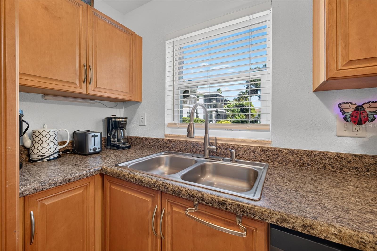 13125 WILCOX #15103 — photo 10