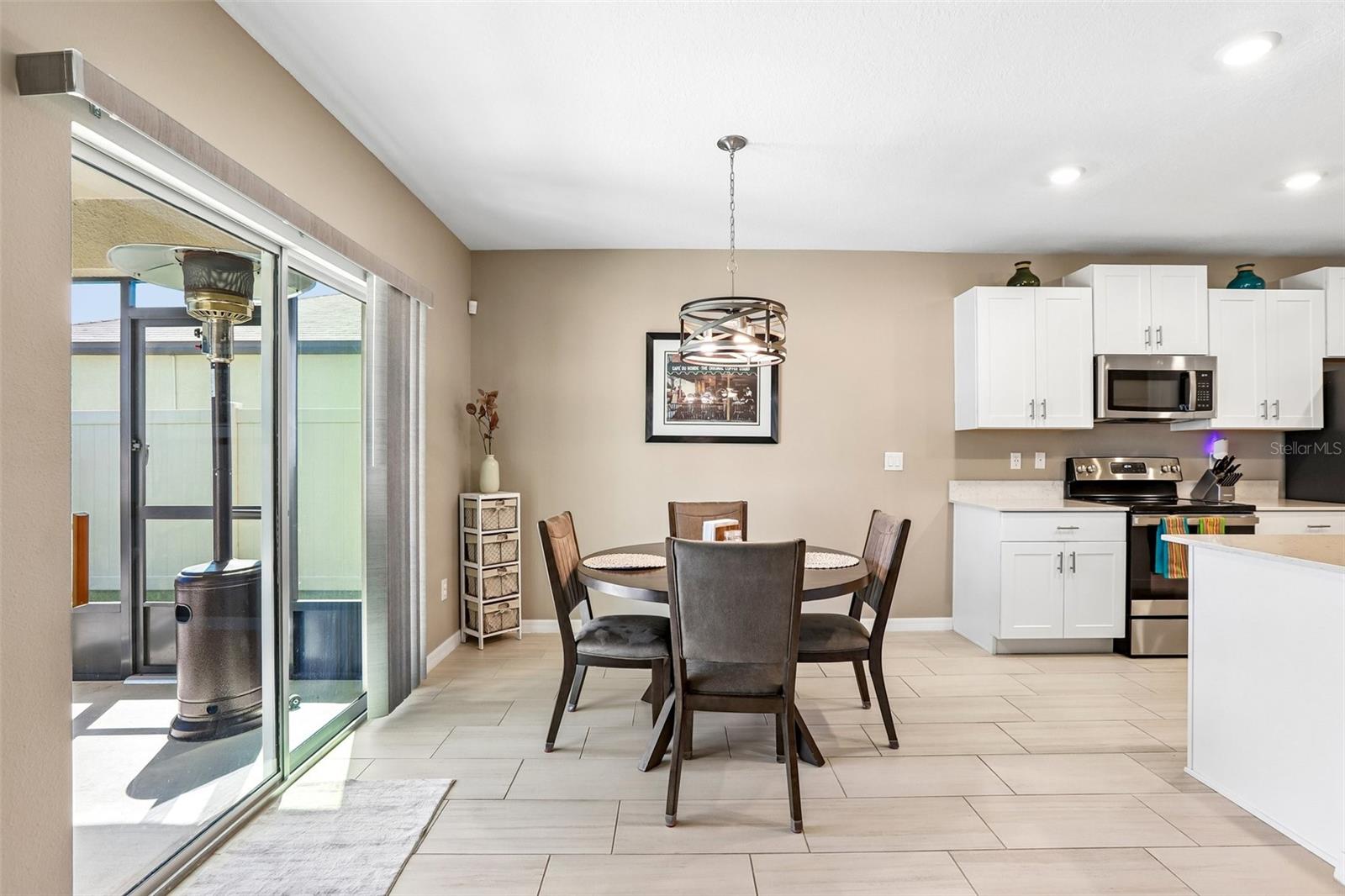 4048 CAPRI COAST DR — photo 12
