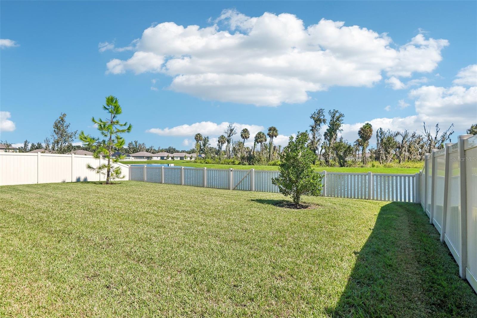 4048 CAPRI COAST DR — photo 35