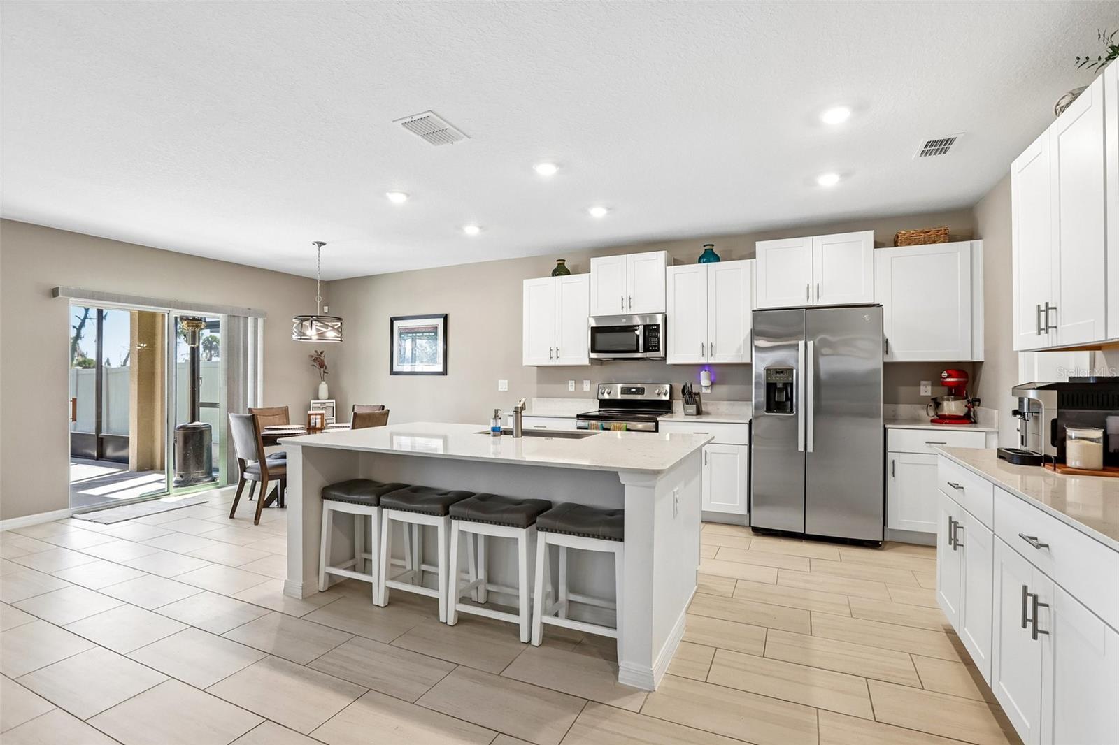 4048 CAPRI COAST DR — photo 7