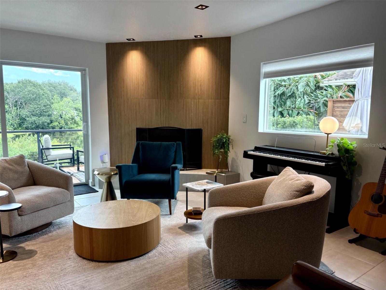 1467 CHESTERFIELD DR — photo 10