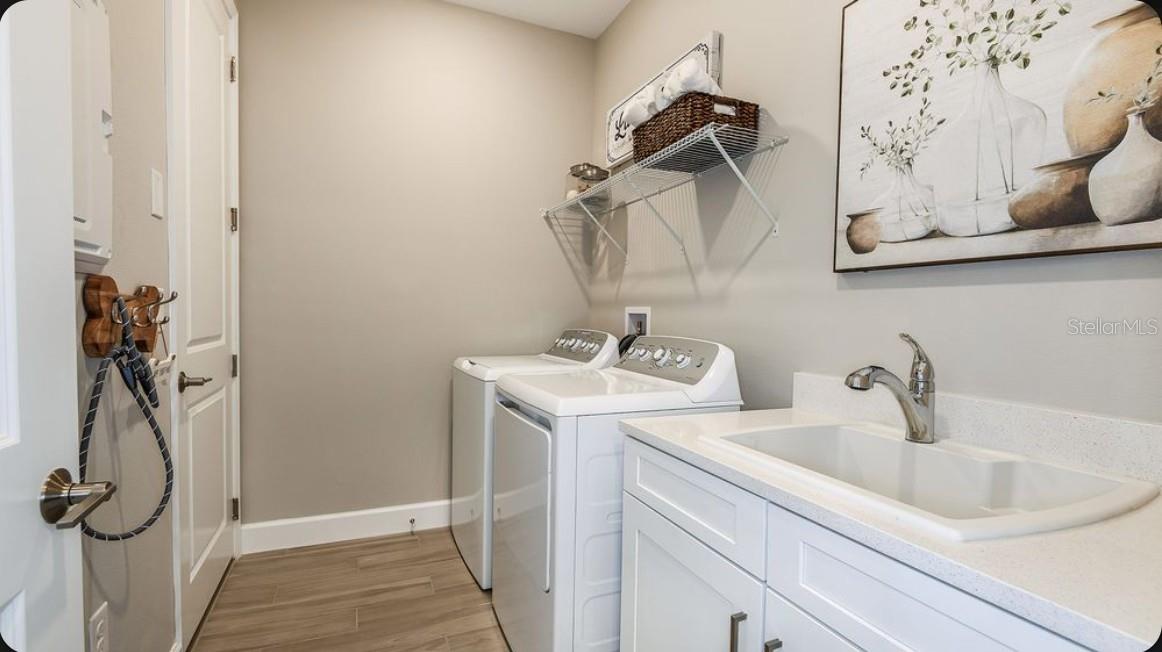11169 MANOR HOUSE LN — photo 29